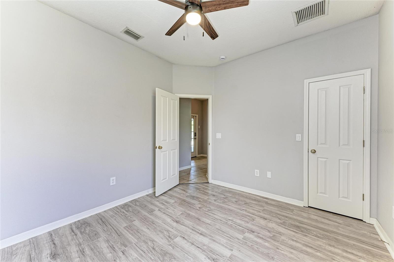 Image 40 of 56 For 7114 Cromwell Park Lane