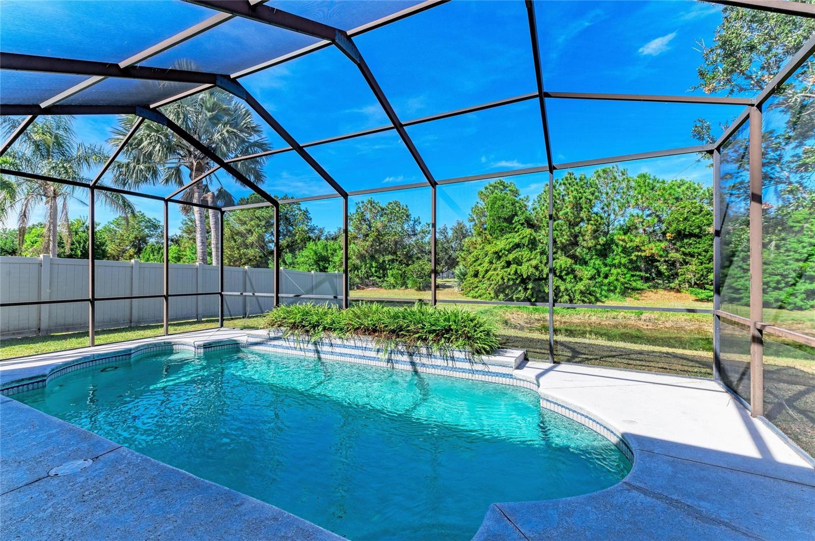 Image 47 of 56 For 7114 Cromwell Park Lane