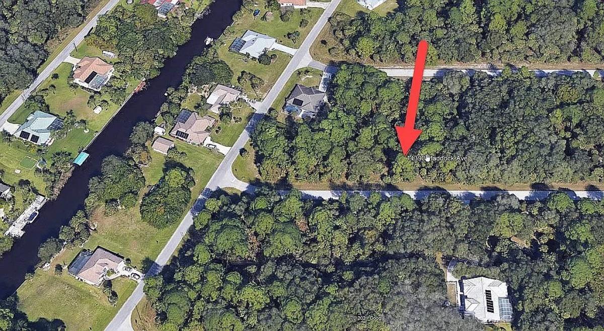 Listing photo id 3 for 14390 Maddock Avenue