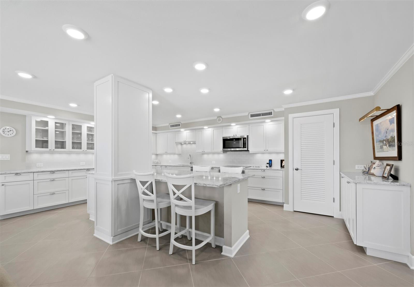 Image 10 of 43 For 2301 Gulf Of Mexico Drive 101n