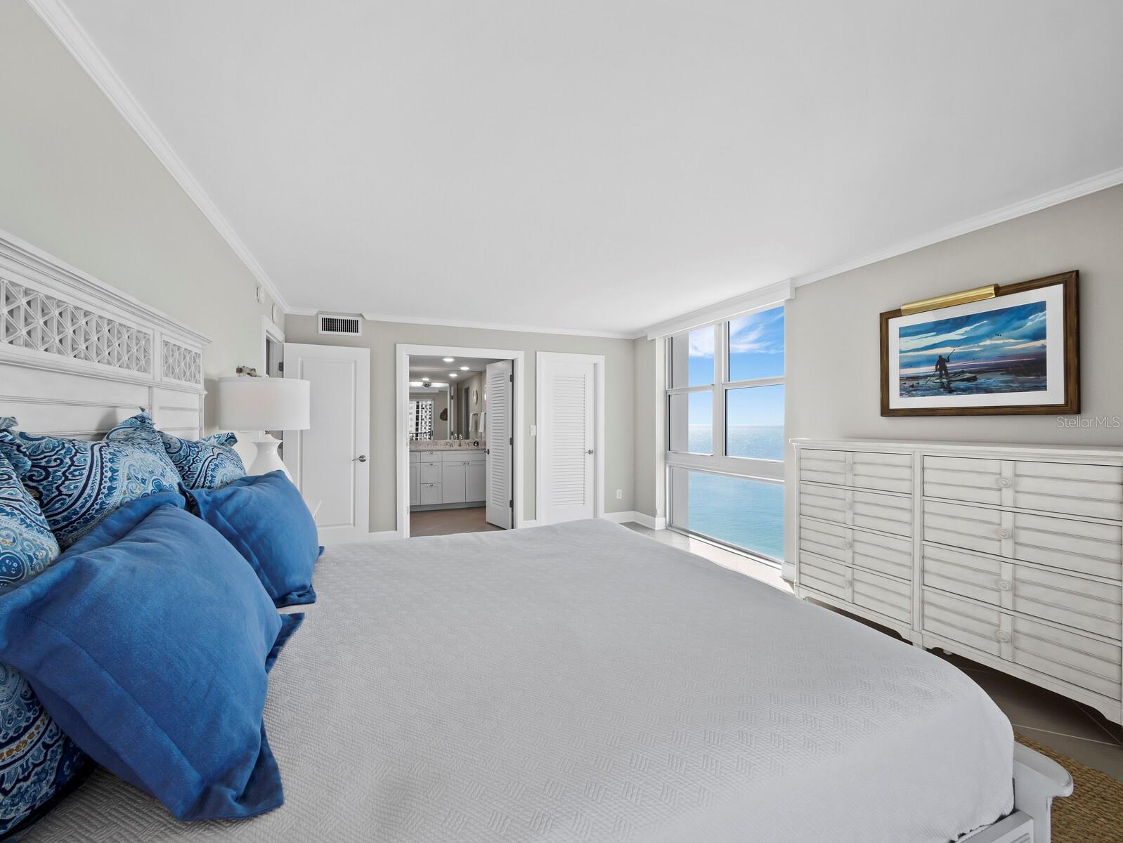 Image 26 of 43 For 2301 Gulf Of Mexico Drive 101n