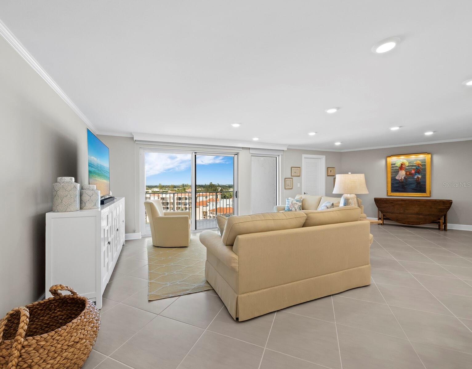 Image 4 of 43 For 2301 Gulf Of Mexico Drive 101n