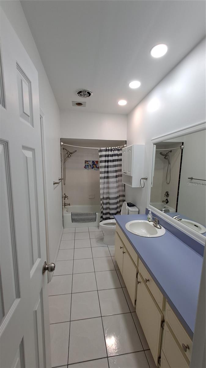 Image 13 of 17 For 16 Golf View Drive