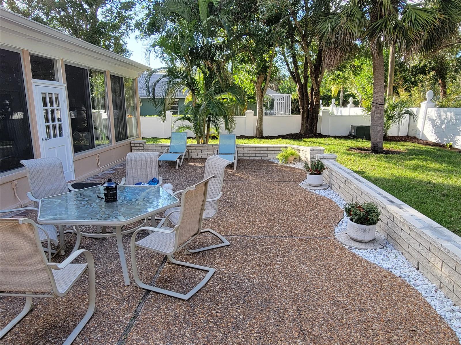 Image 16 of 17 For 16 Golf View Drive