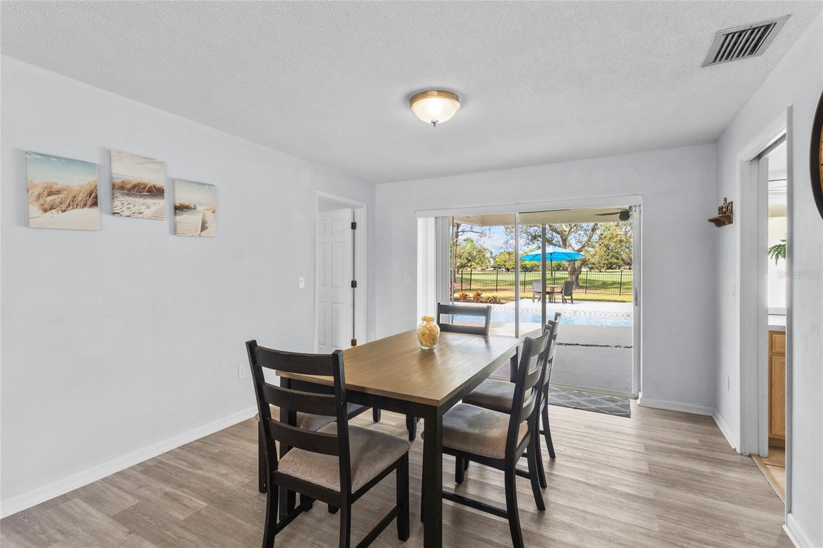 Image 15 of 46 For 433 Whitfield Avenue