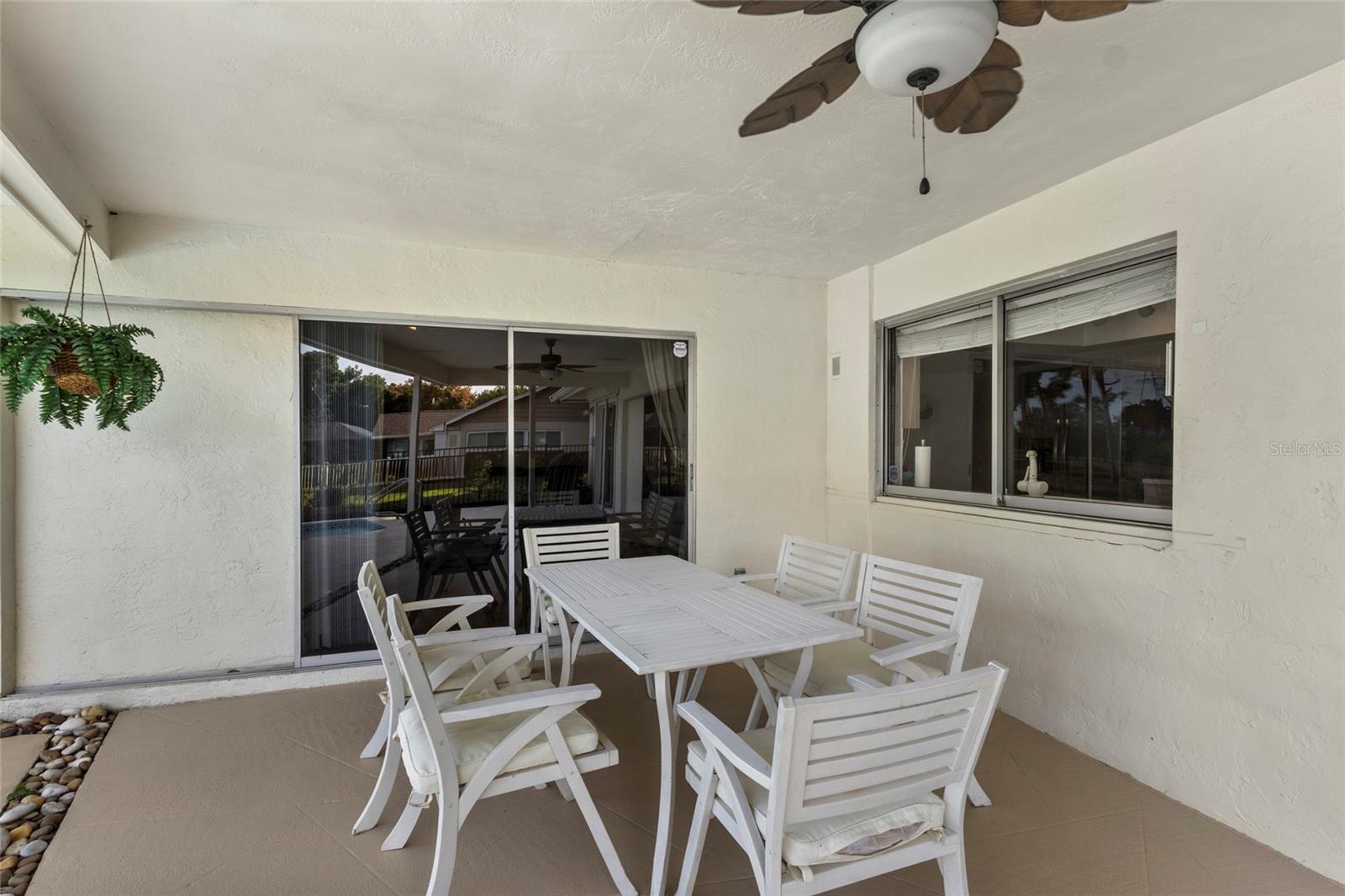 Image 21 of 46 For 433 Whitfield Avenue