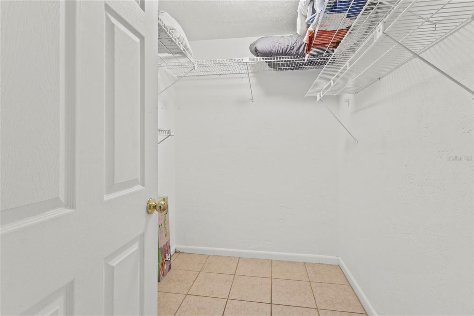 Image 40 of 46 For 433 Whitfield Avenue