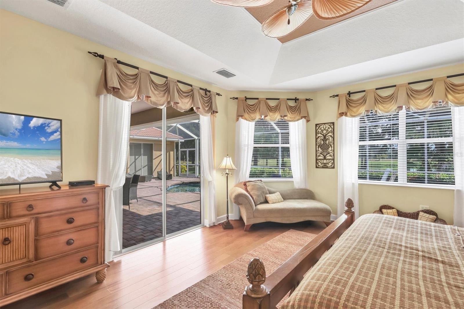 Image 22 of 63 For 2374 Little Country Road