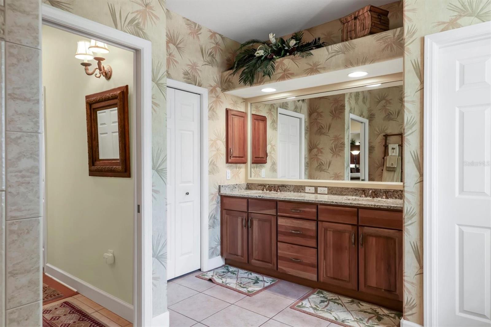 Image 24 of 63 For 2374 Little Country Road