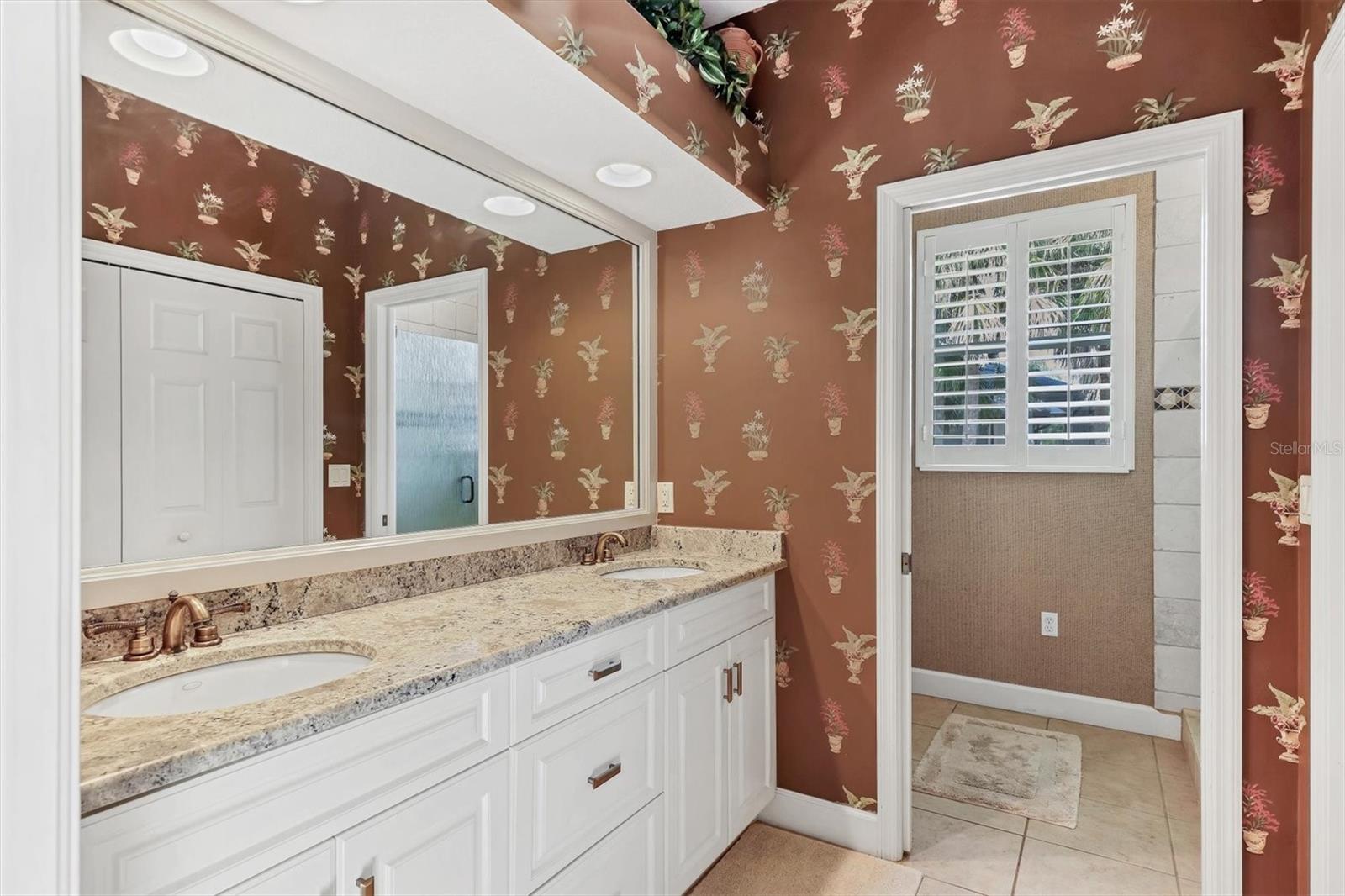 Image 28 of 63 For 2374 Little Country Road