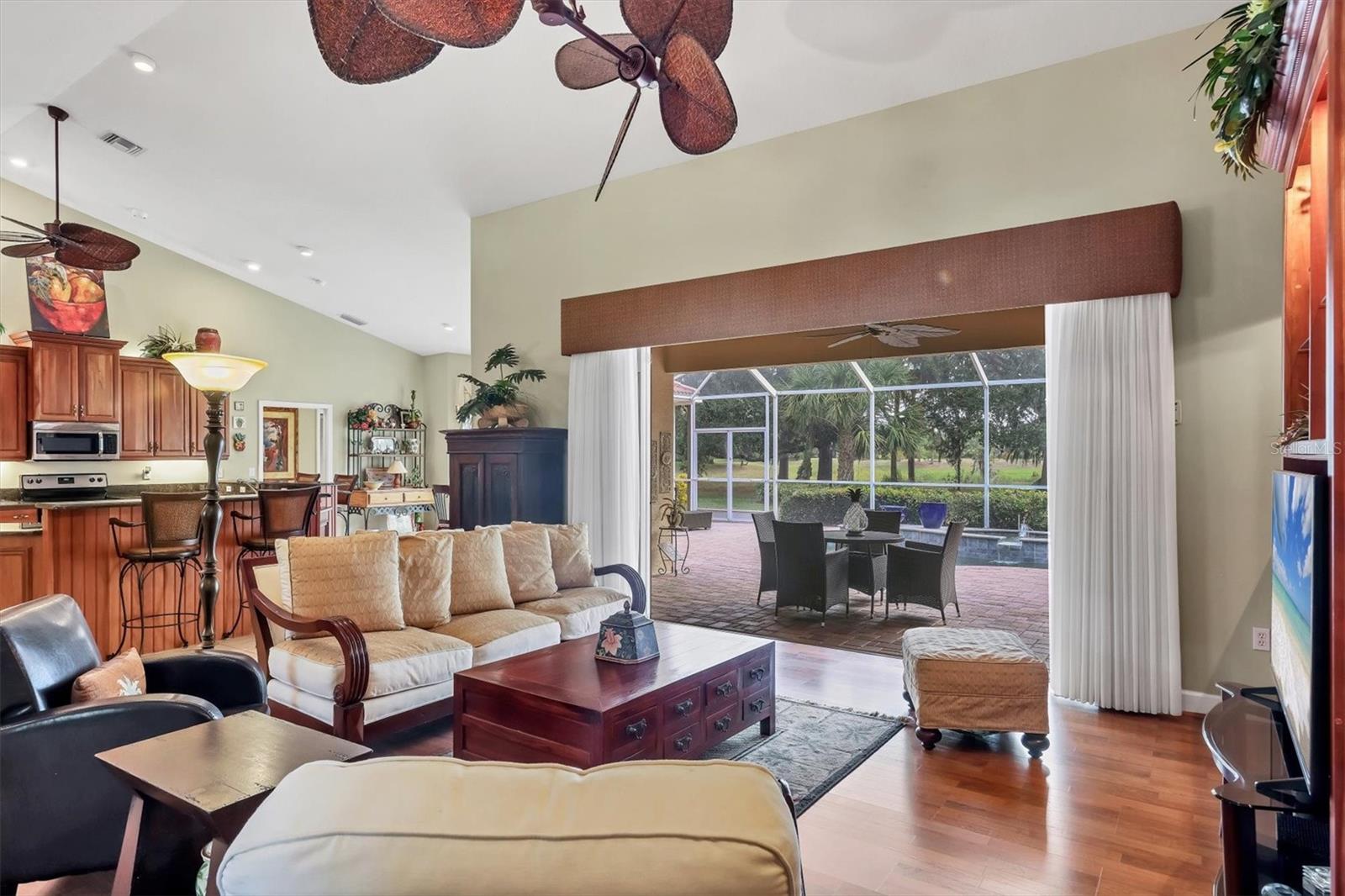 Image 7 of 63 For 2374 Little Country Road