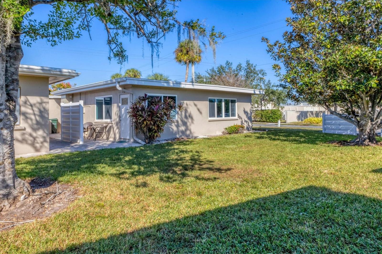 Image 30 of 38 For 26 Strathmore Boulevard