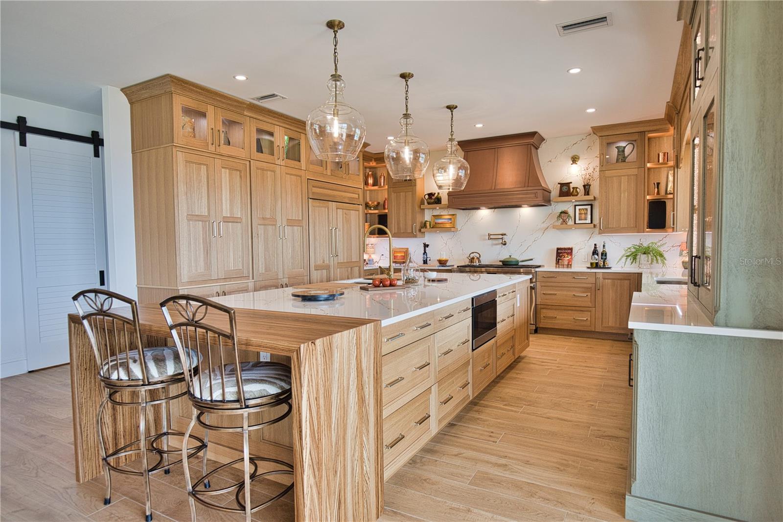 Image 18 of 90 For 1819 Chadwick Road