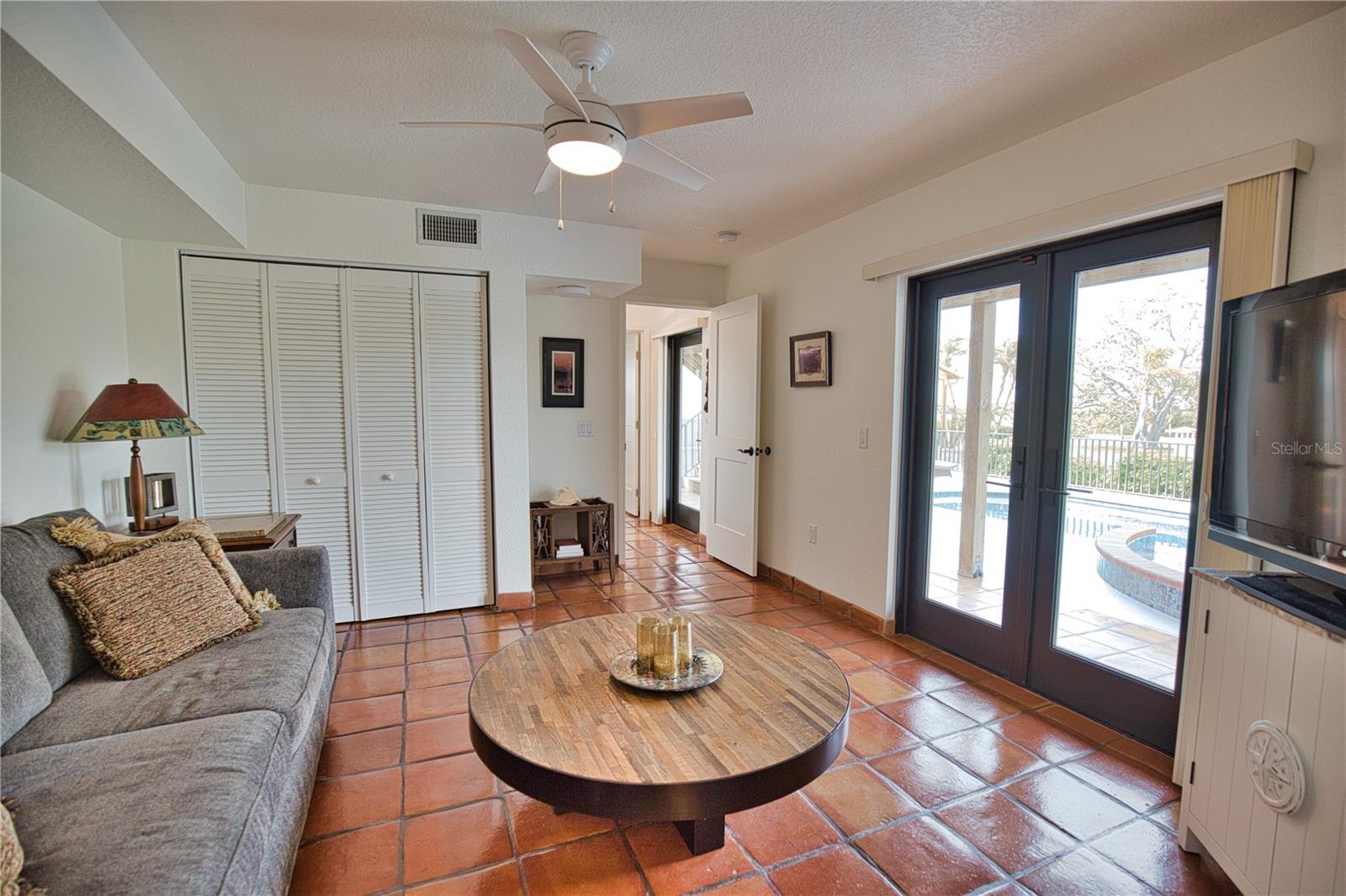 Image 65 of 90 For 1819 Chadwick Road