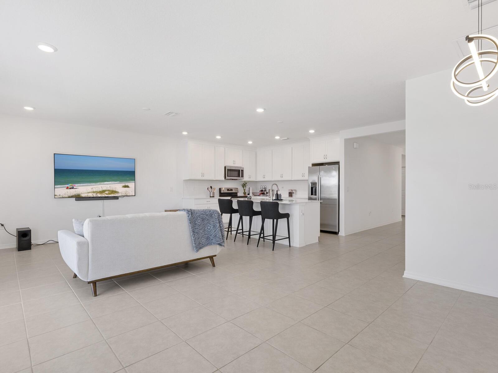 Image 11 of 34 For 9975 Last Light Glen