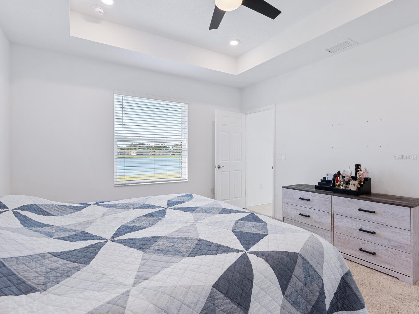 Image 17 of 34 For 9975 Last Light Glen