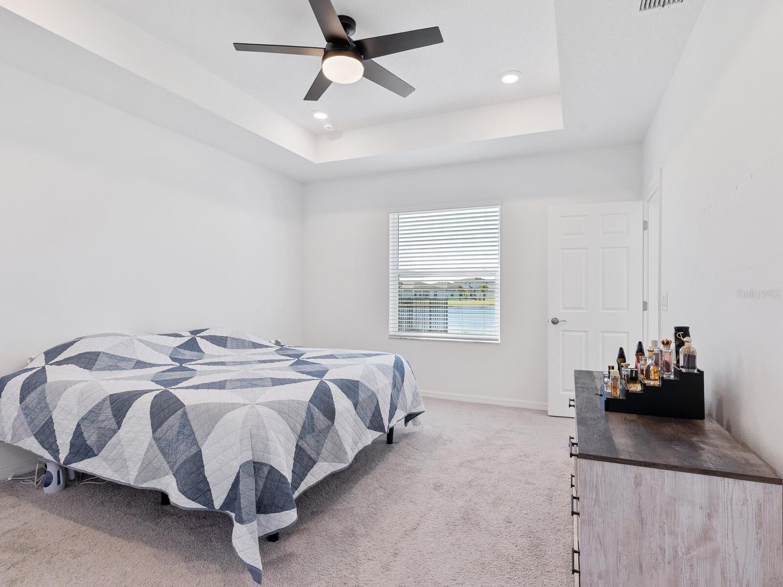 Image 18 of 34 For 9975 Last Light Glen