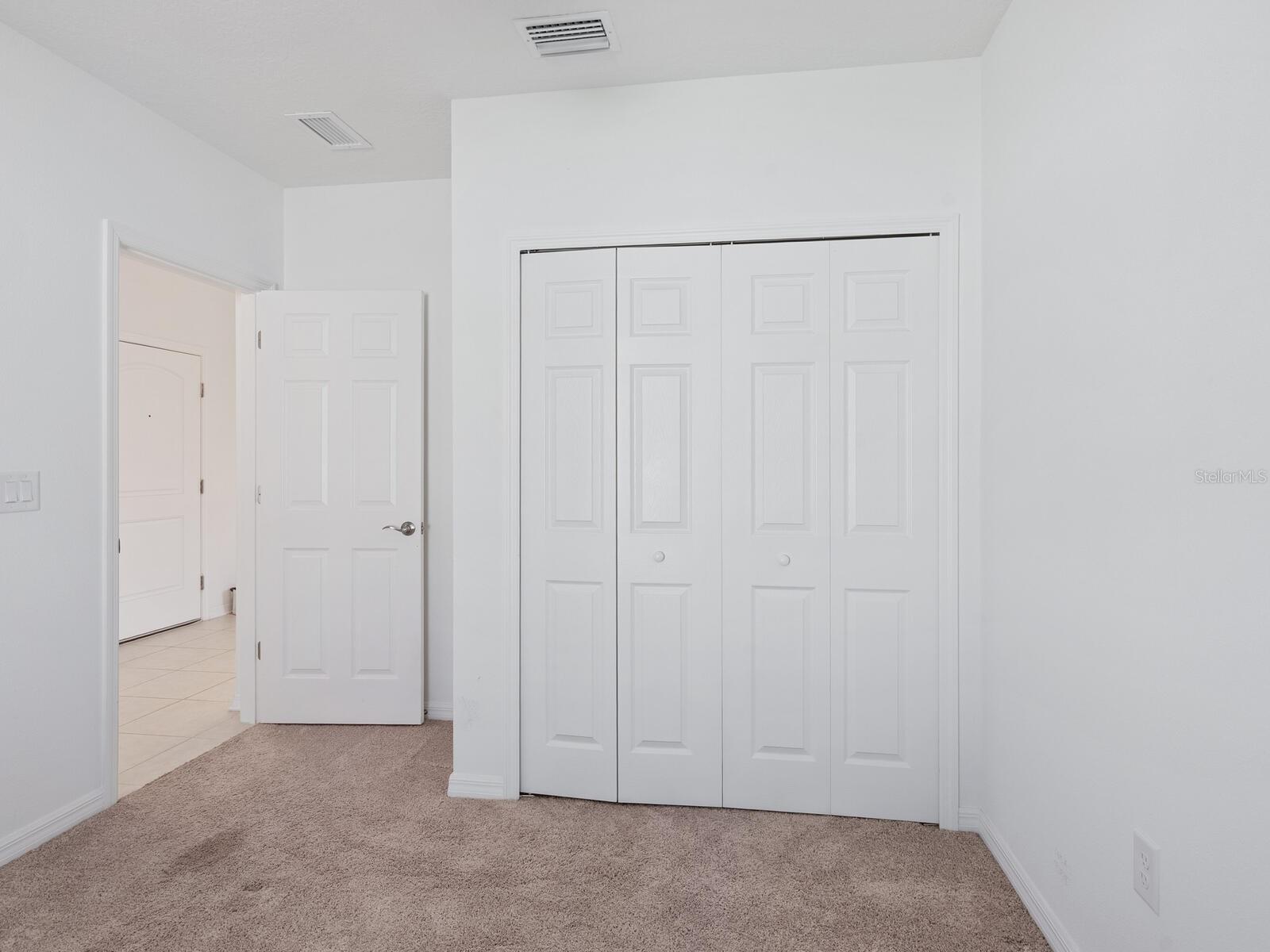 Image 23 of 34 For 9975 Last Light Glen