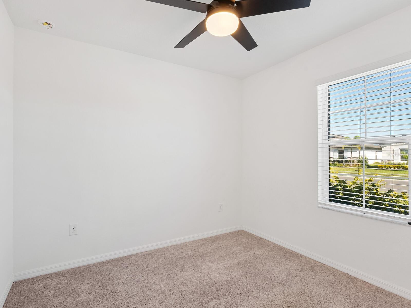 Image 25 of 34 For 9975 Last Light Glen