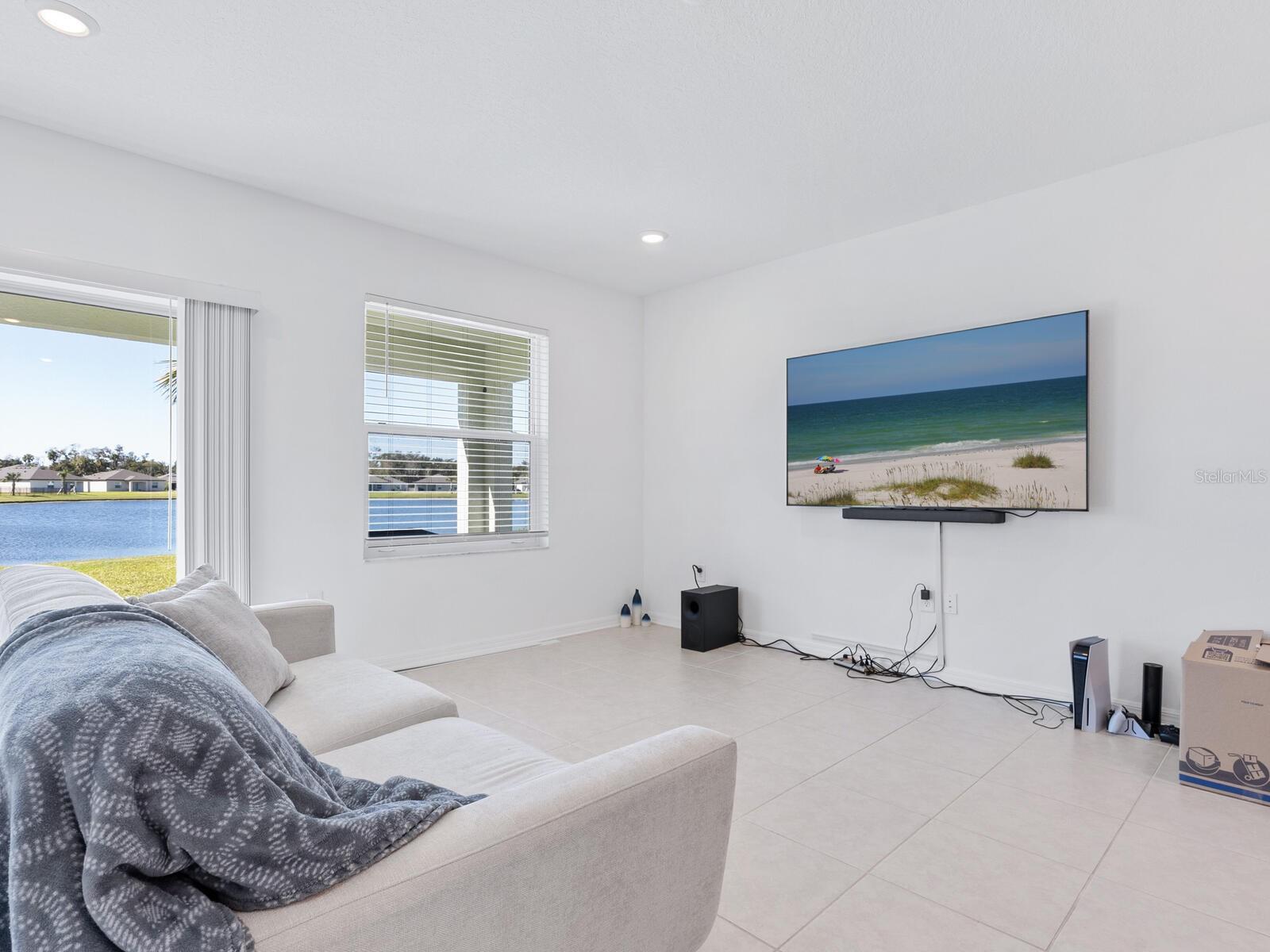 Image 7 of 34 For 9975 Last Light Glen