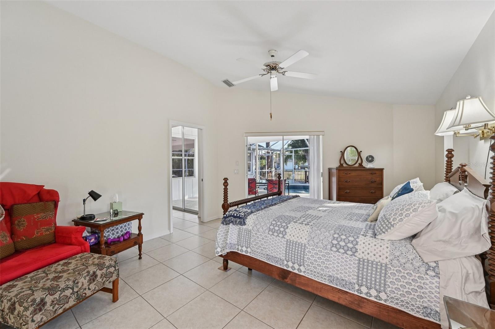 Image 14 of 34 For 561 Viridian Street