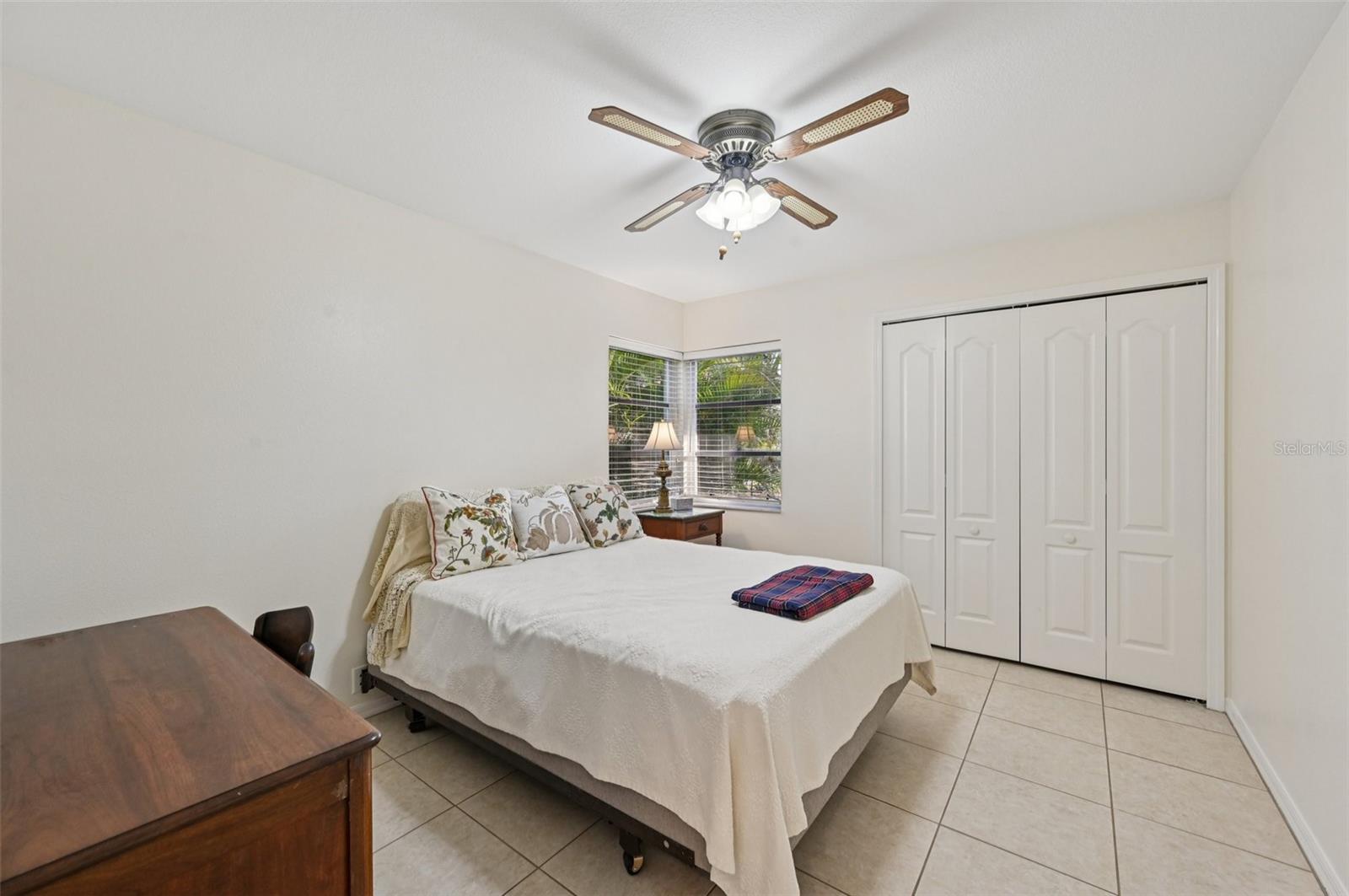 Image 20 of 34 For 561 Viridian Street