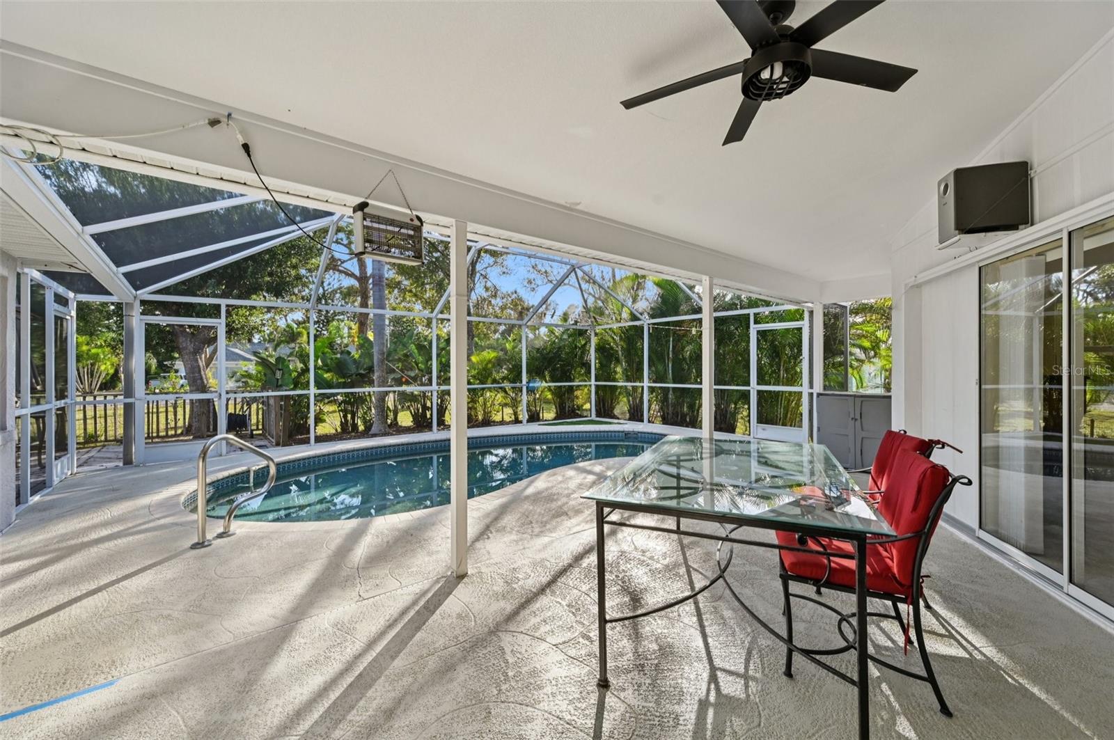 Image 22 of 34 For 561 Viridian Street