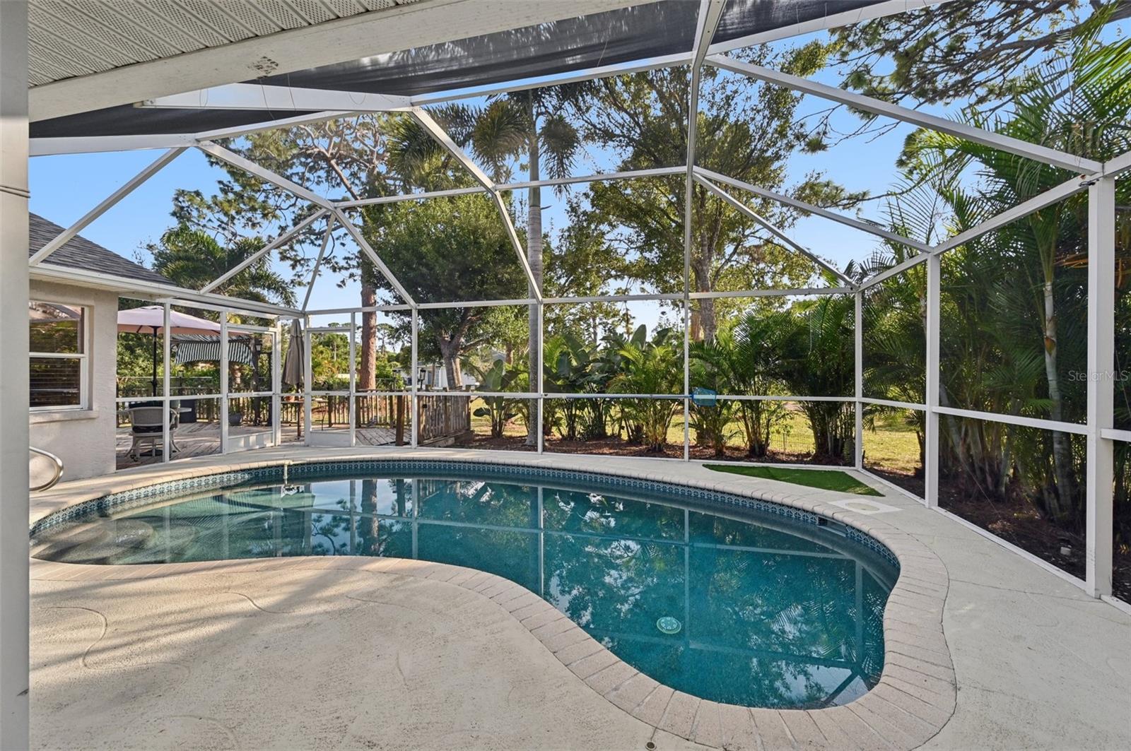 Image 26 of 34 For 561 Viridian Street