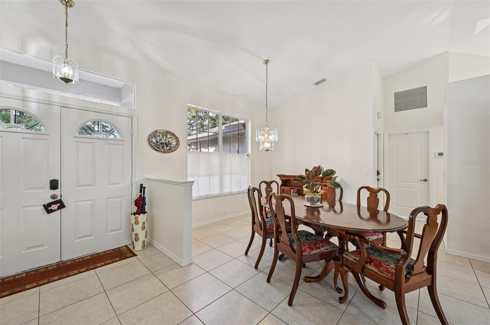 Image 6 of 34 For 561 Viridian Street