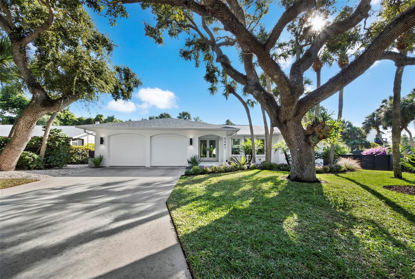 Details for 5341 Siesta Court, SARASOTA, FL 34242