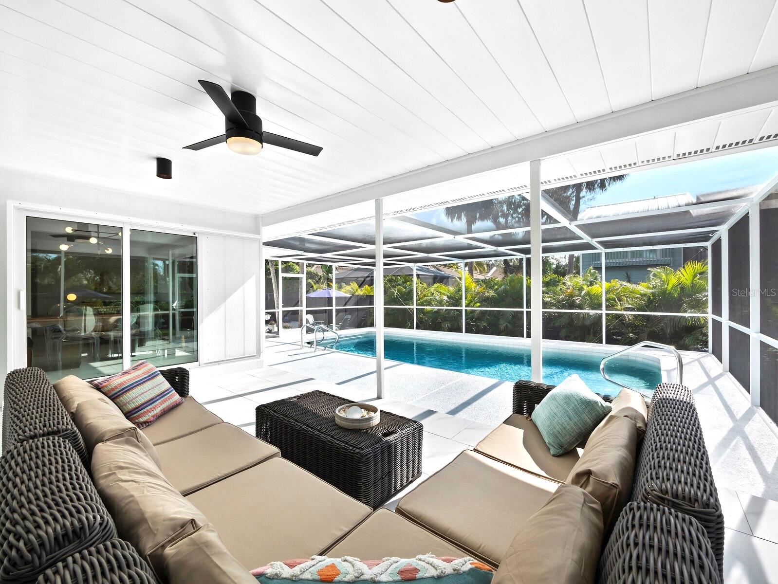 Image 13 of 24 For 5341 Siesta Court