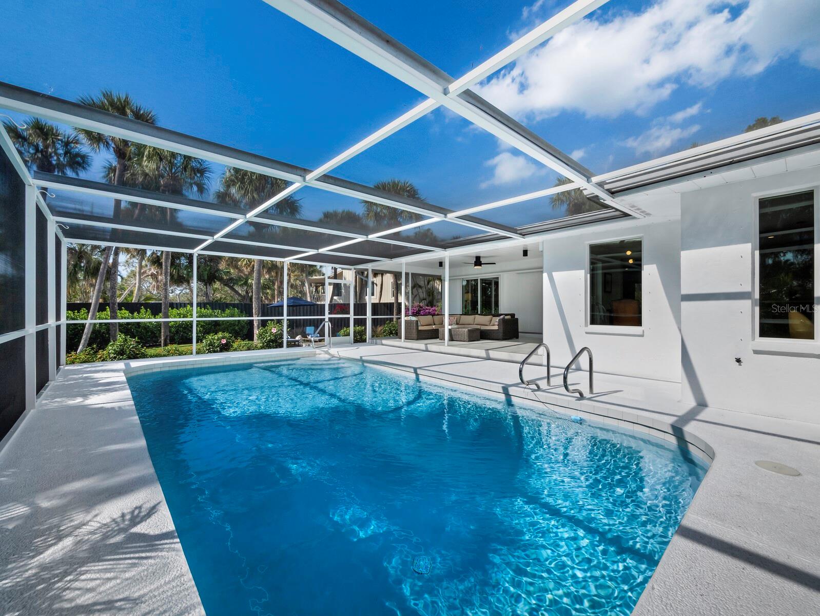 Image 3 of 24 For 5341 Siesta Court