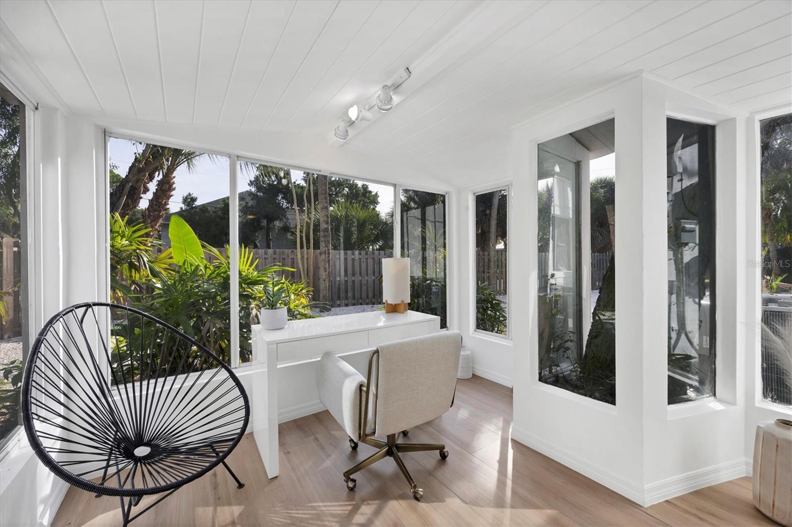 Image 23 of 90 For 445 Reid Street