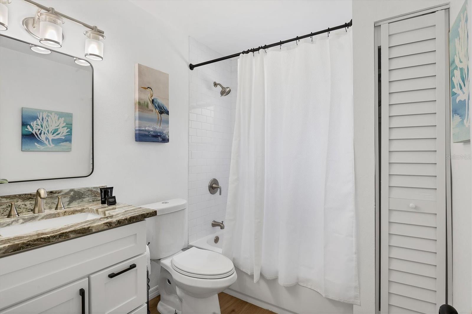 Image 28 of 90 For 445 Reid Street