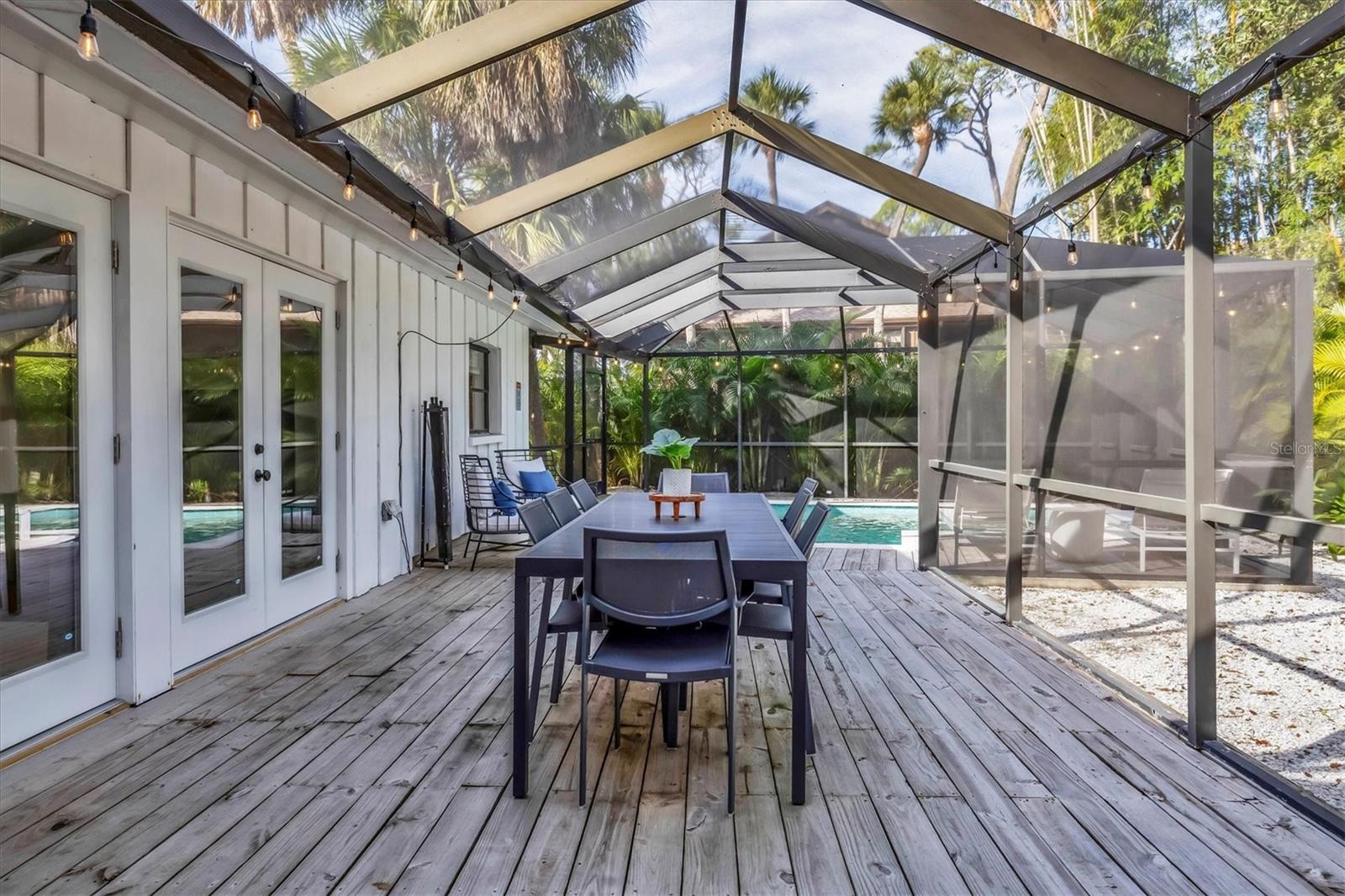 Image 34 of 90 For 445 Reid Street