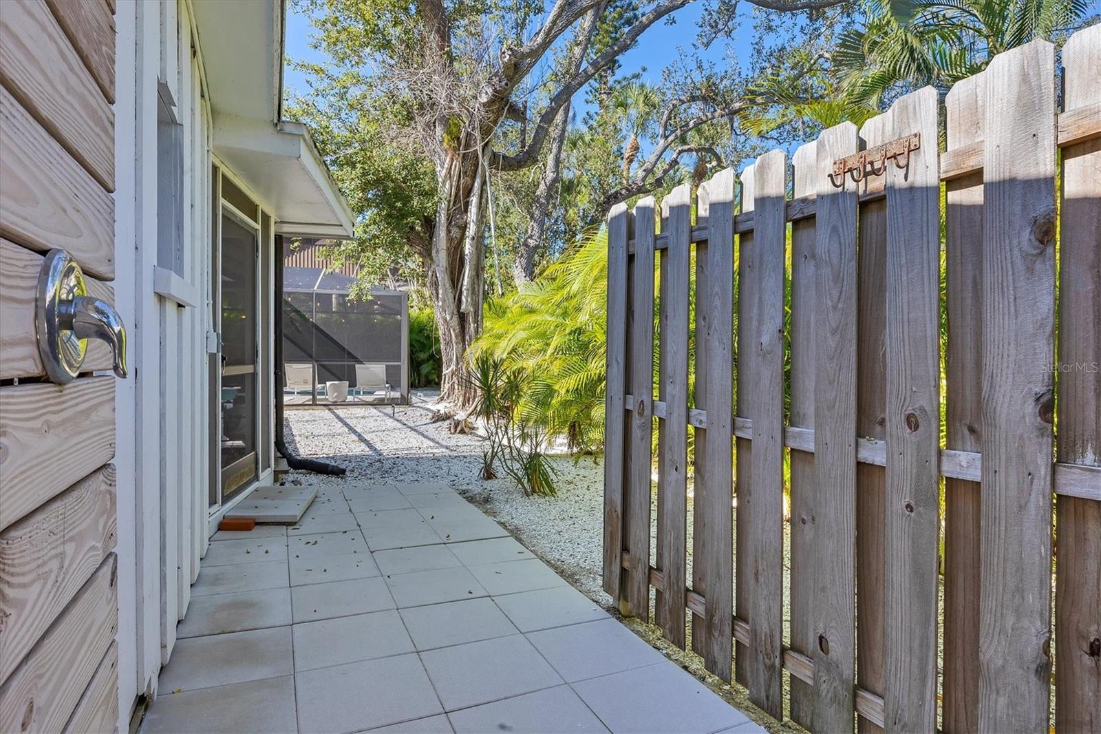 Image 41 of 90 For 445 Reid Street