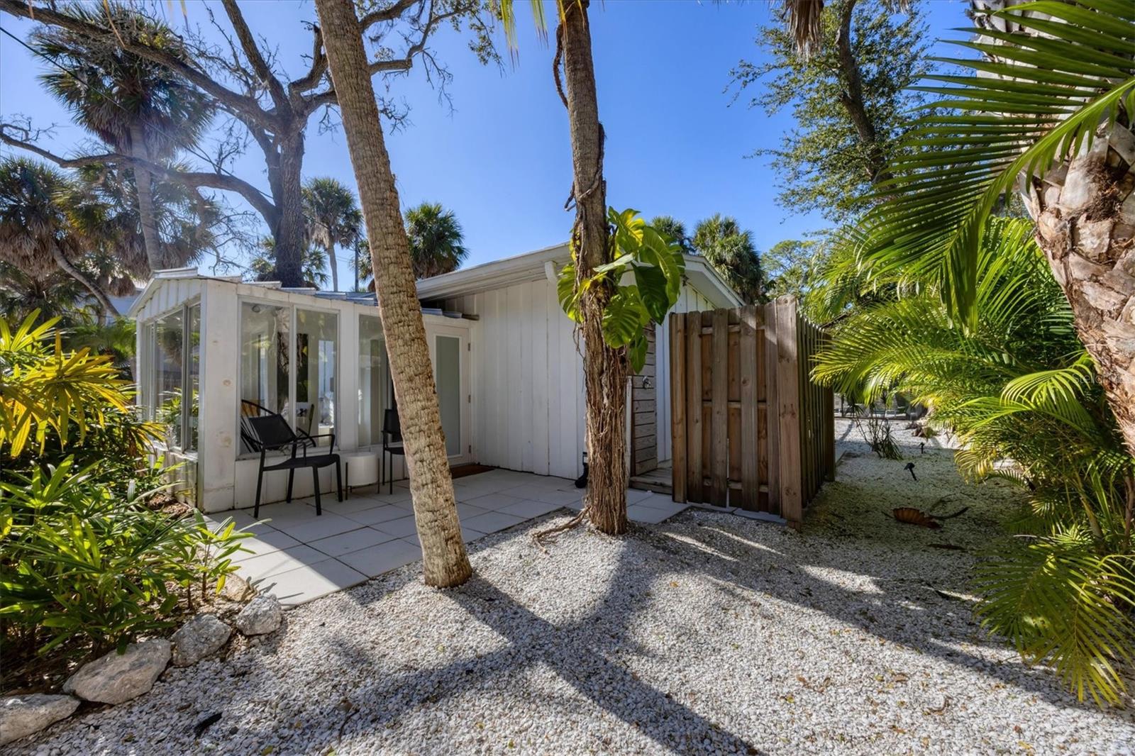 Image 45 of 90 For 445 Reid Street