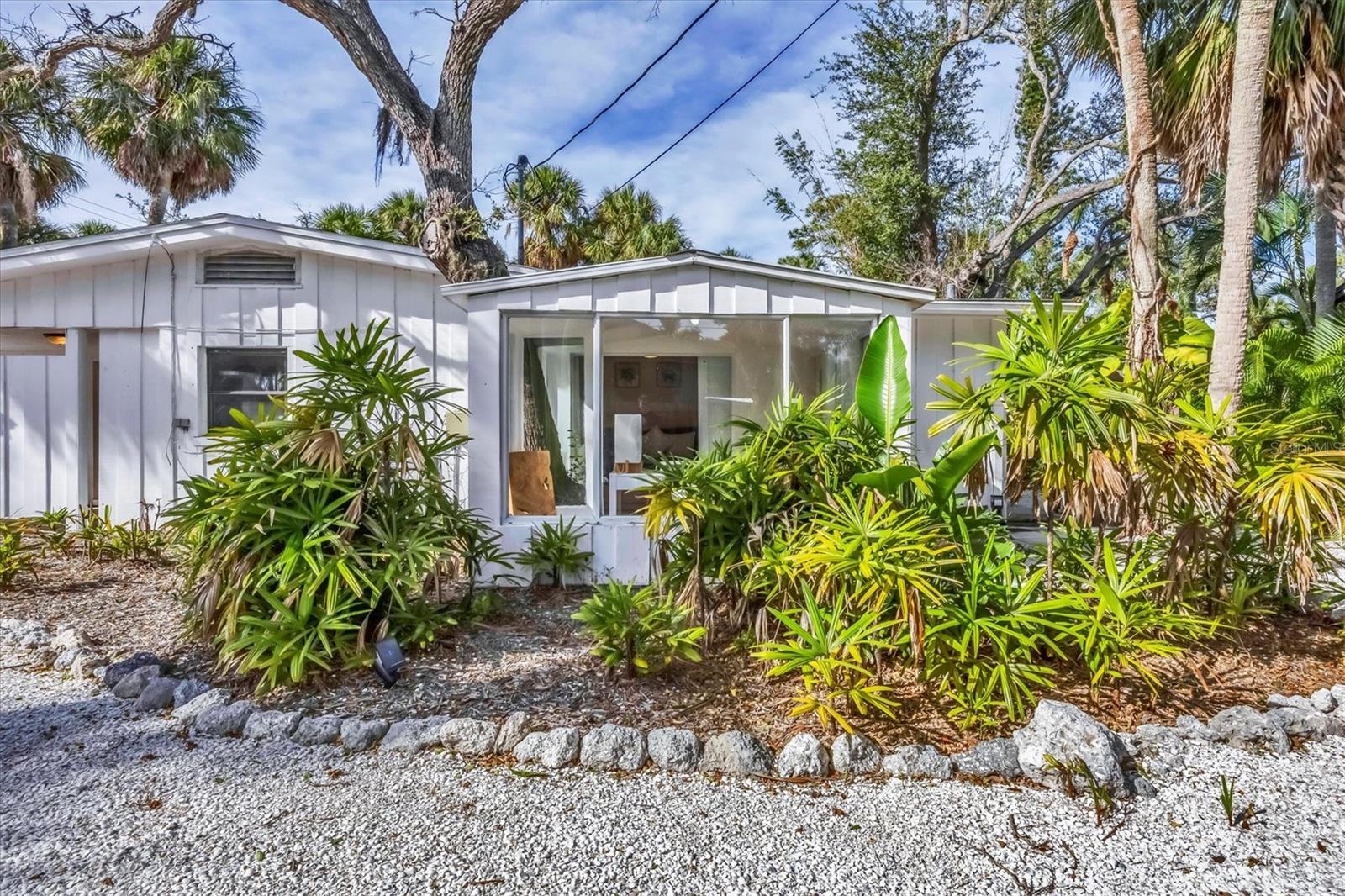 Image 46 of 90 For 445 Reid Street