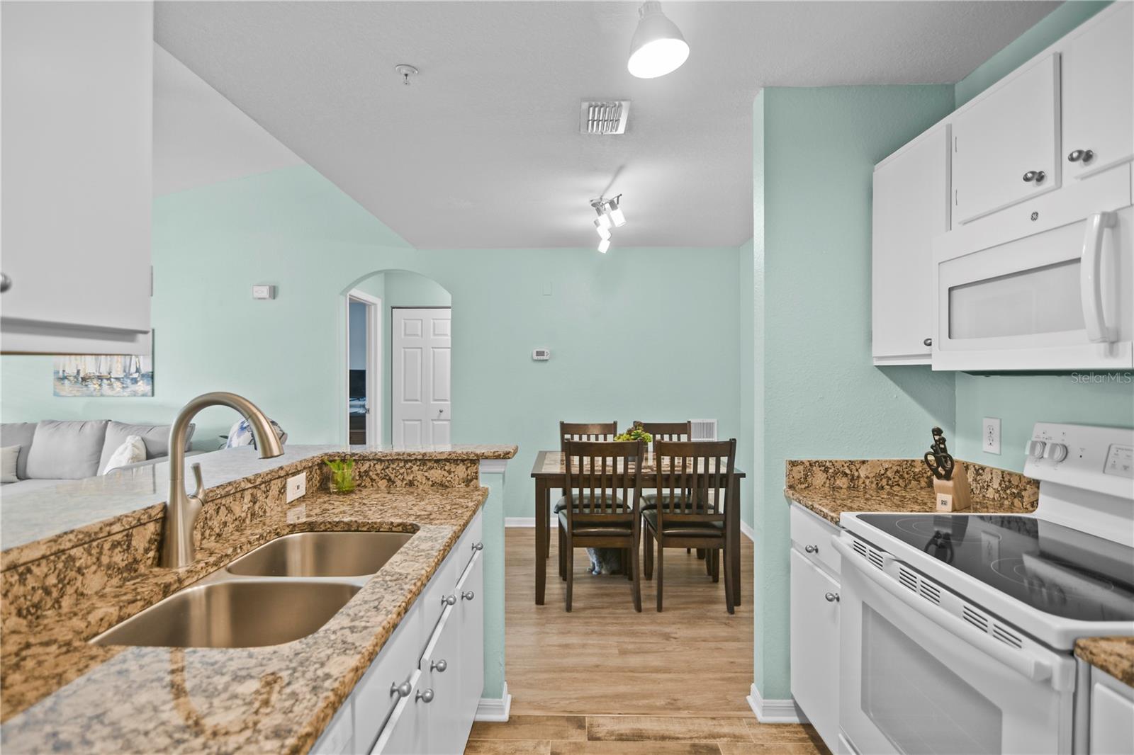 Image 12 of 56 For 7417 Vista Way 202