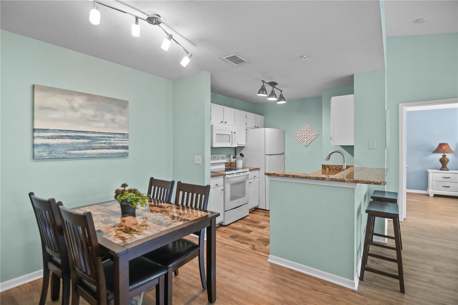 Image 13 of 56 For 7417 Vista Way 202