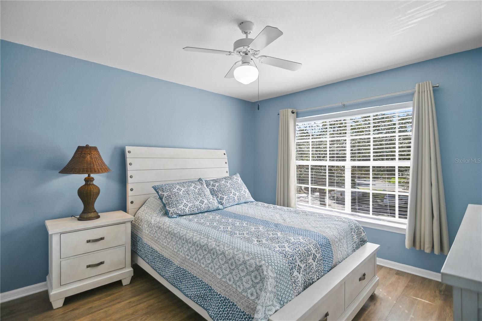 Image 14 of 56 For 7417 Vista Way 202