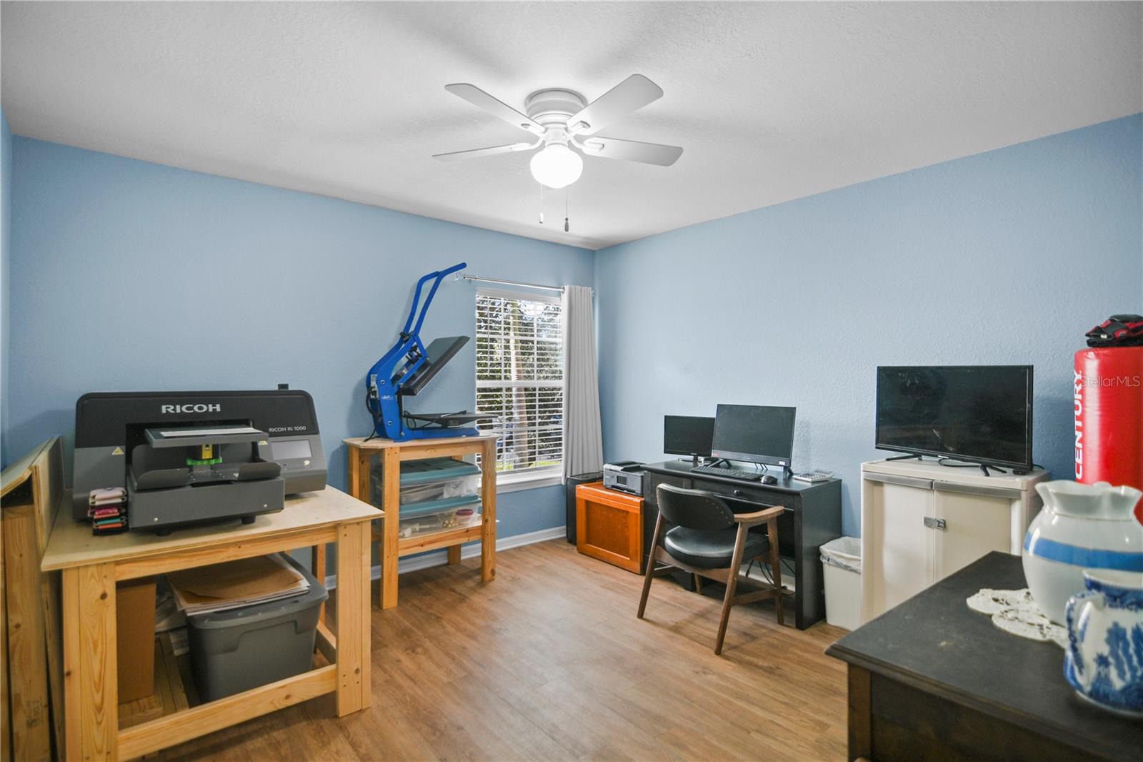 Image 19 of 56 For 7417 Vista Way 202