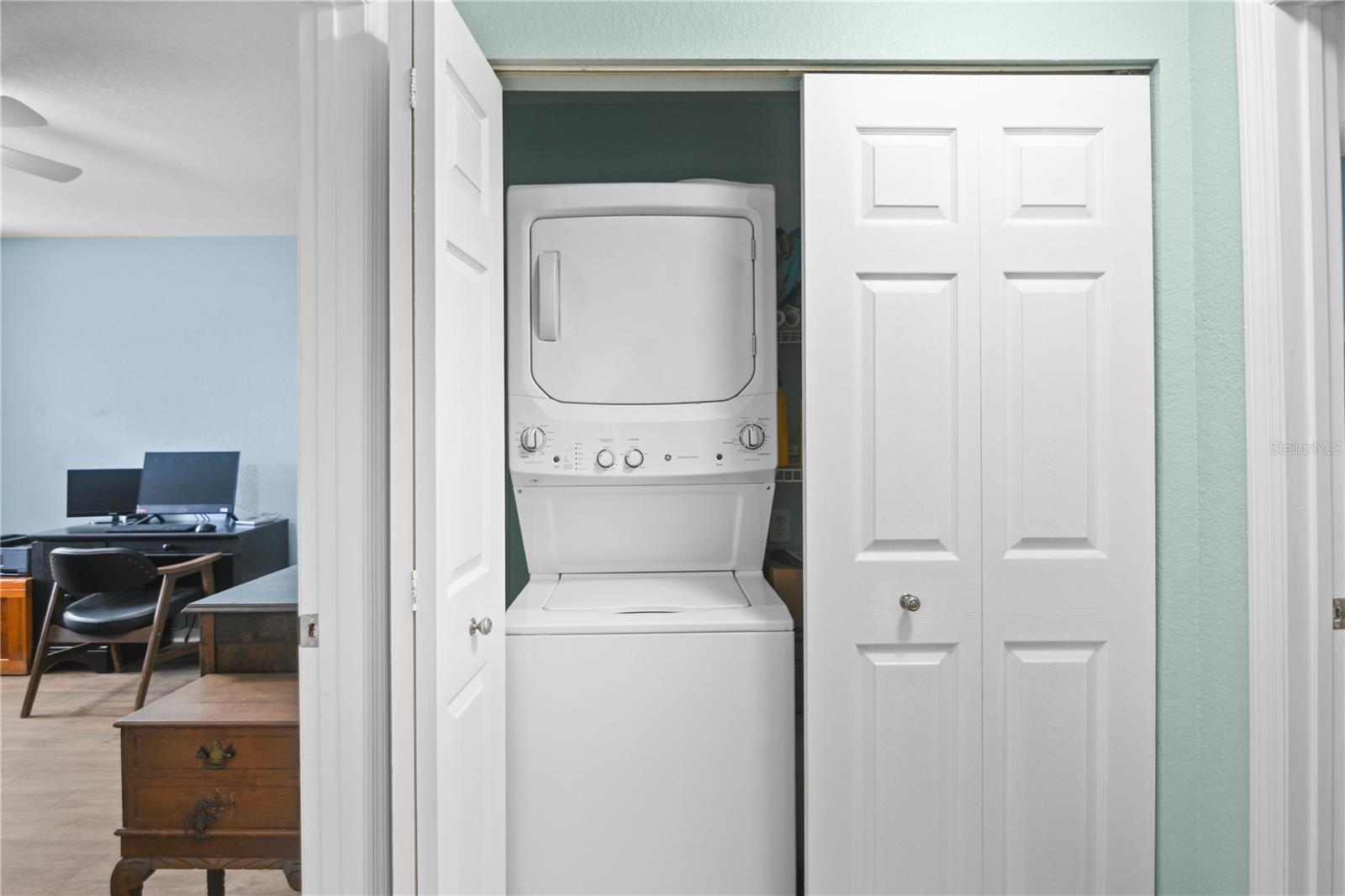 Image 22 of 56 For 7417 Vista Way 202