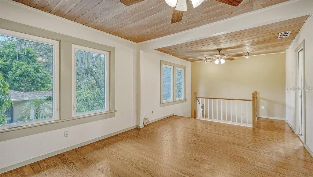 Image 18 of 51 For 875 Indian Beach Drive