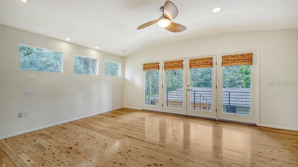 Image 19 of 51 For 875 Indian Beach Drive