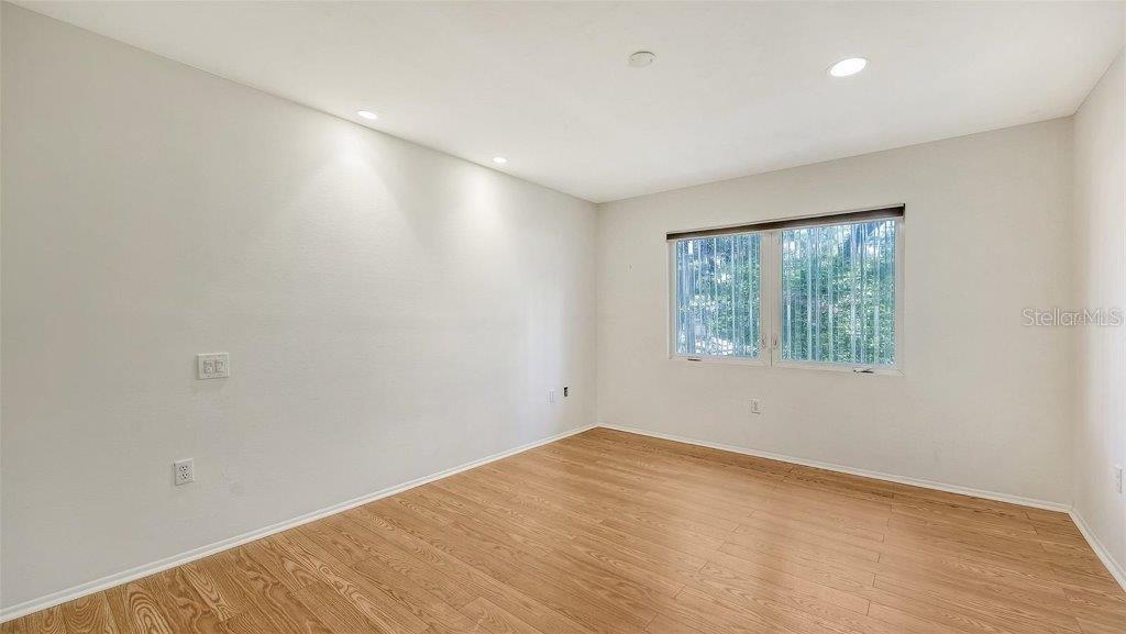 Image 25 of 51 For 875 Indian Beach Drive