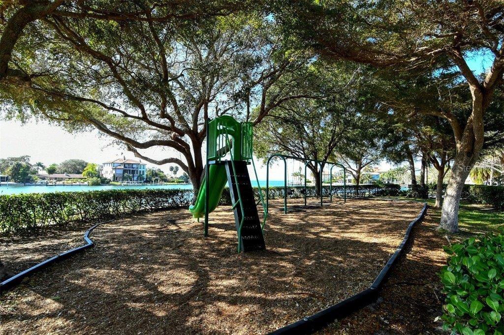 Image 41 of 51 For 875 Indian Beach Drive