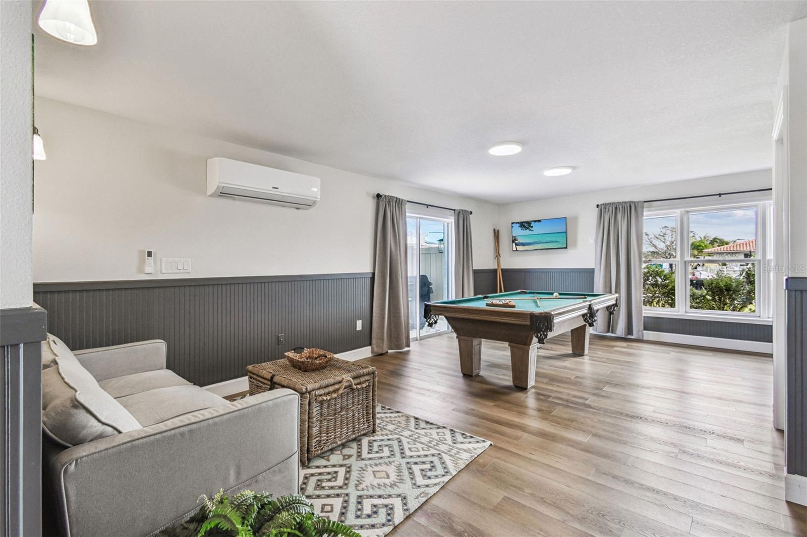 Image 36 of 80 For 4907 Beacon Road