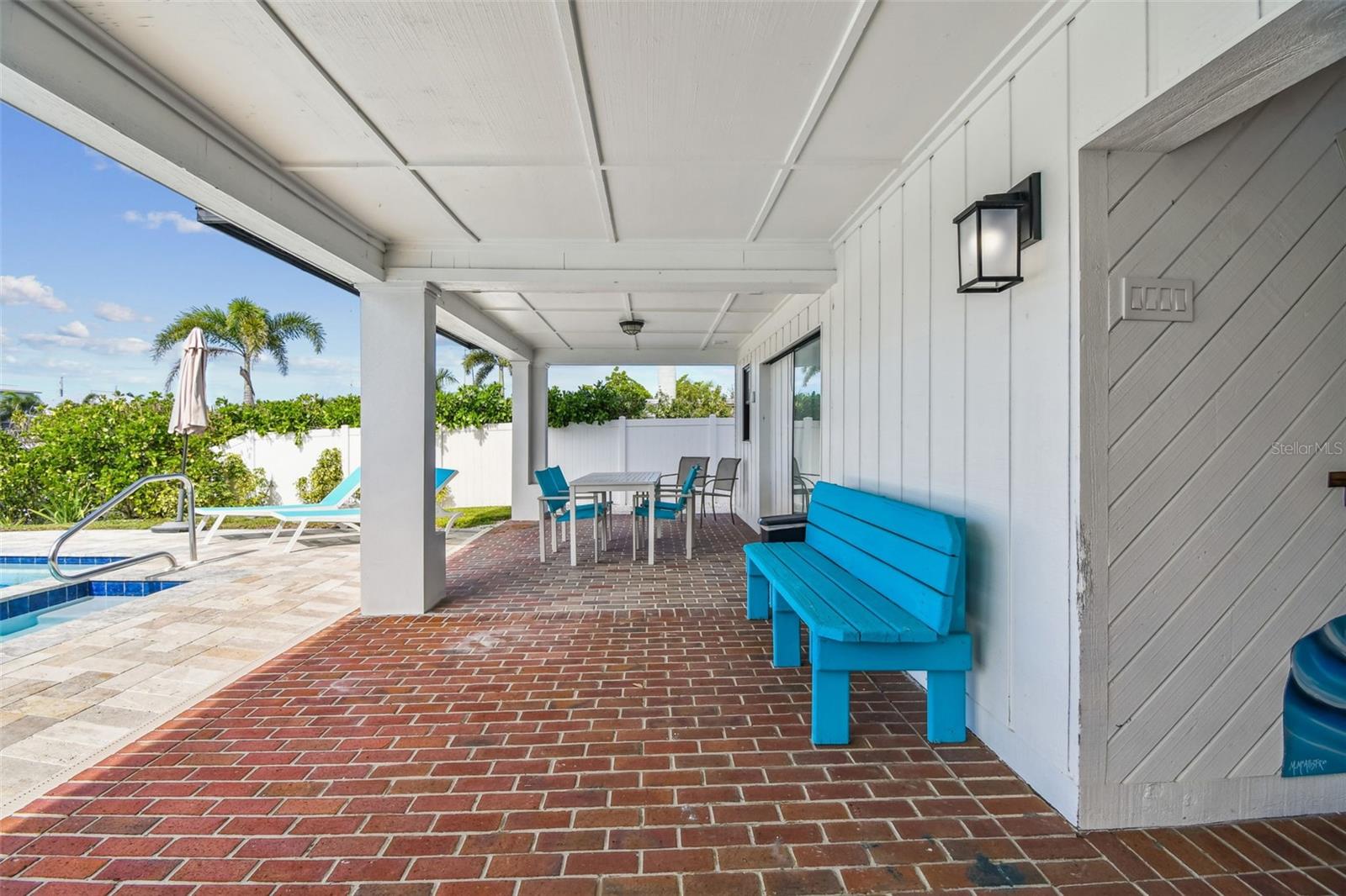 Image 49 of 80 For 4907 Beacon Road