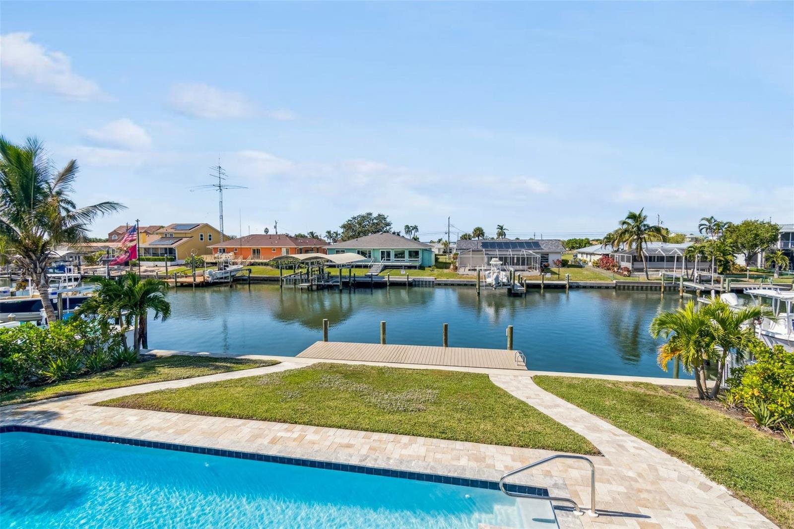 Image 69 of 80 For 4907 Beacon Road